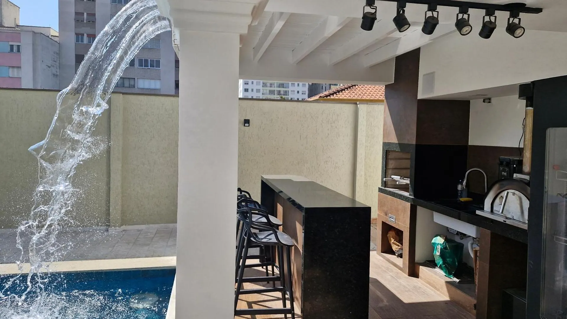 Lindo Casarao Com Piscina Para Eventos San Paolo